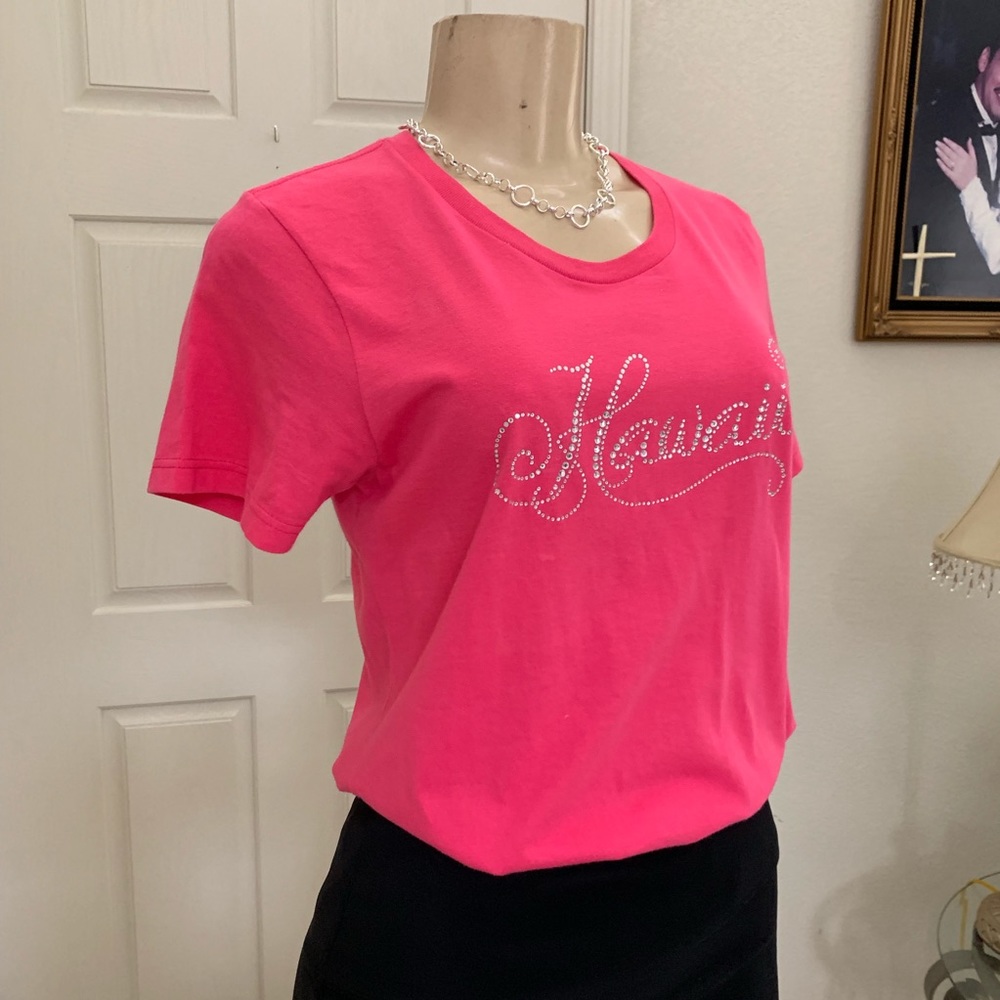 “HAWAII” Pink w/Silver embellishments, T-Shirt